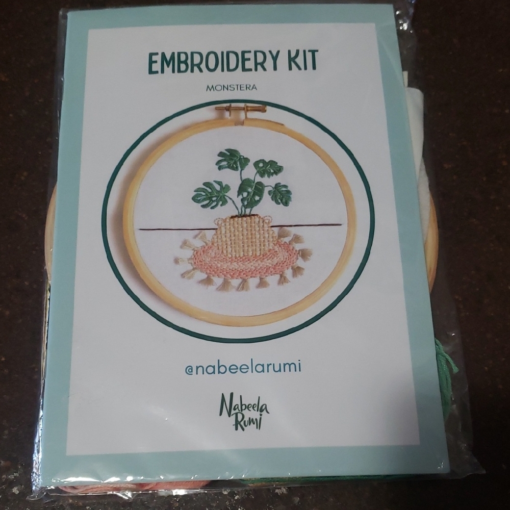 Monstera embroidery Kit, diy embroidery , hand embroidery tutorial.